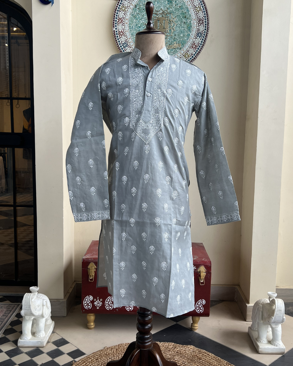 Men’s Grey Chikankari Kurta – Hand Embroidered Single Colour Cotton Kurta | House of Nandini