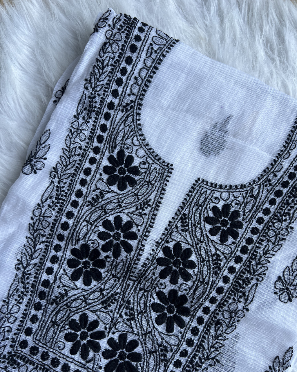Floral Design Unstitched Kurti Dupatta Set – Elegant & Fresh Ethnic Wear