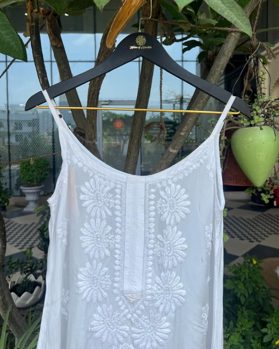 Sleeveless Muslin Chikankari Kurti | Lucknow Chikankari Gurgaon