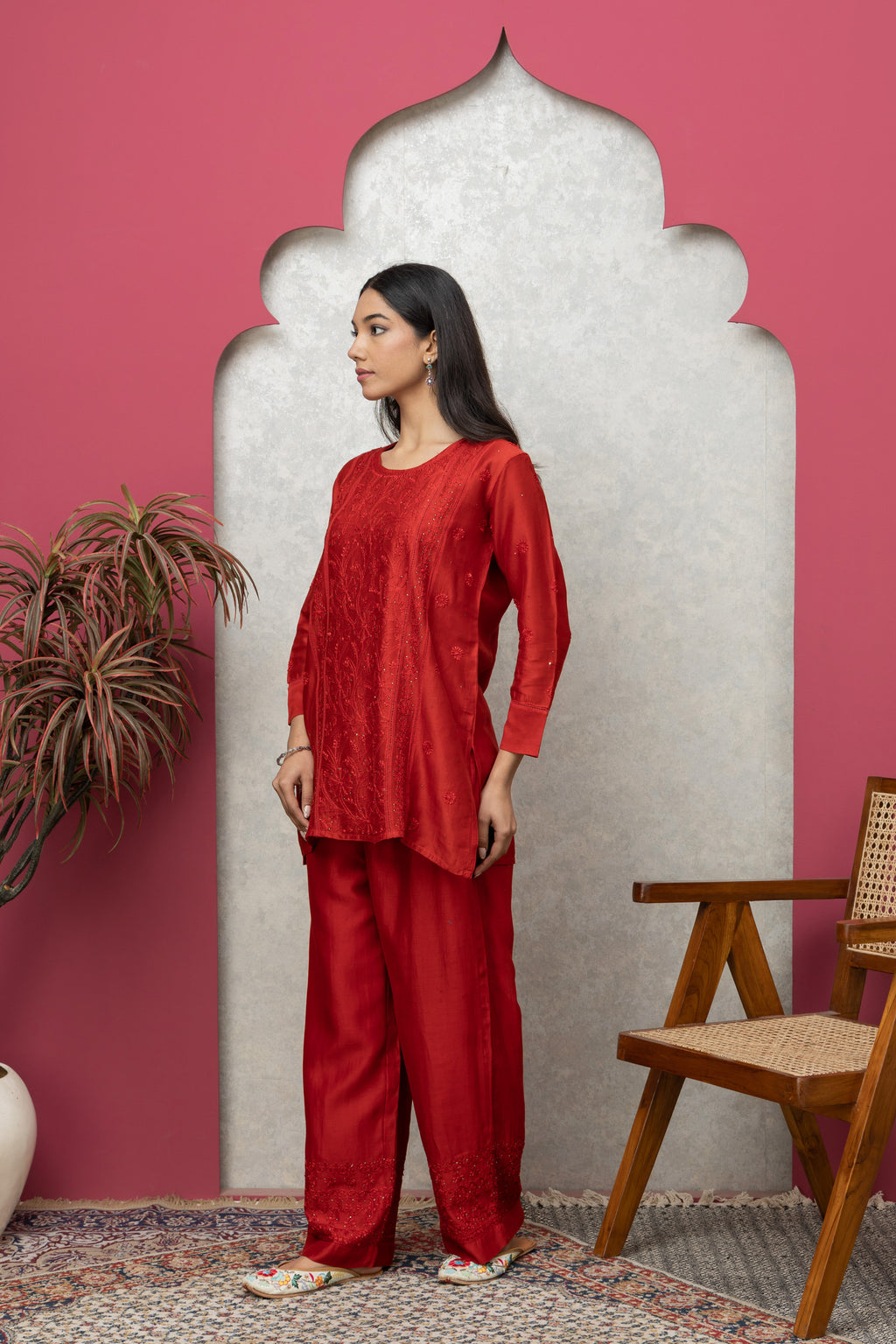 Red Chanderi Silk Kurti with Pant – Festive Elegance