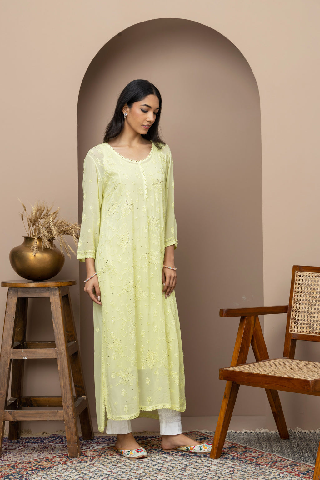 Elegant Green Loop Kurti with Chikankari Detailing – Stylish Long Ethnic Wear for Women