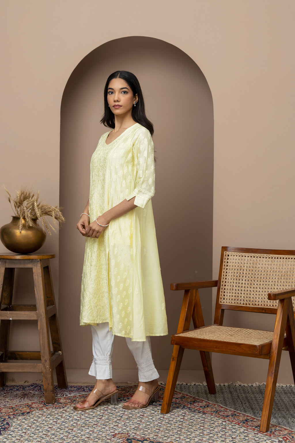 Pastel Yellow Chikankari Cotton Kurti – Elegant Handcrafted Lucknowi Embroidery