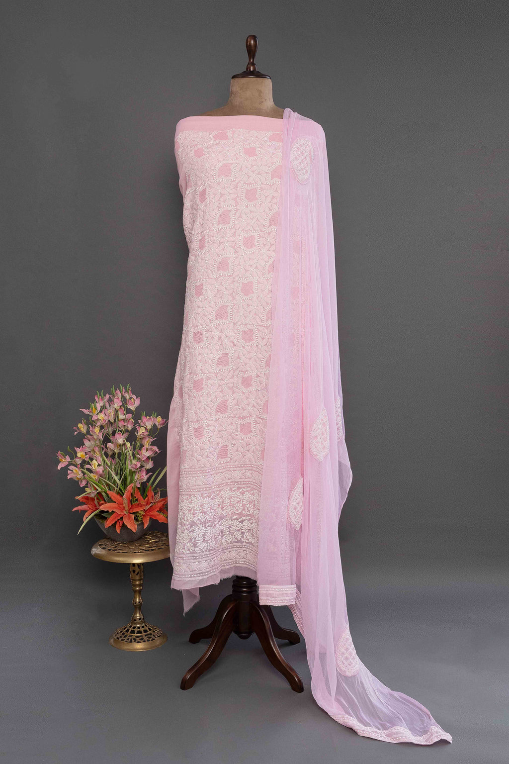 Pink-White Lace Work Patch Work – Mul Cotton Elegance